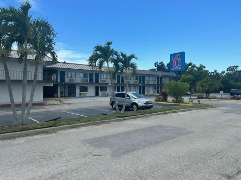 Motel 6-Venice, Fl Екстериор снимка